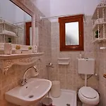 Apartment Sklavos Neo Klima