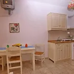 Sklavos Studios *
