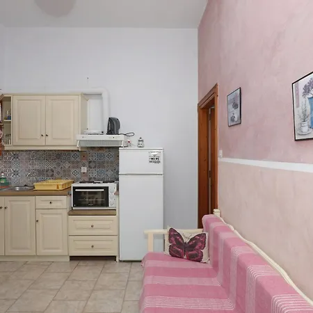 Apartment Sklavos