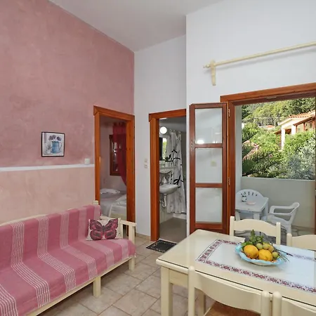 Sklavos Apartment Neo Klima