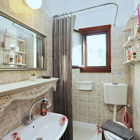 Apartment Sklavos Neo Klima
