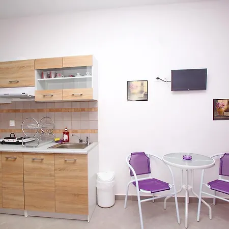 Apartment Sklavos