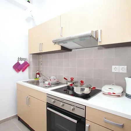Apartment Sklavos *